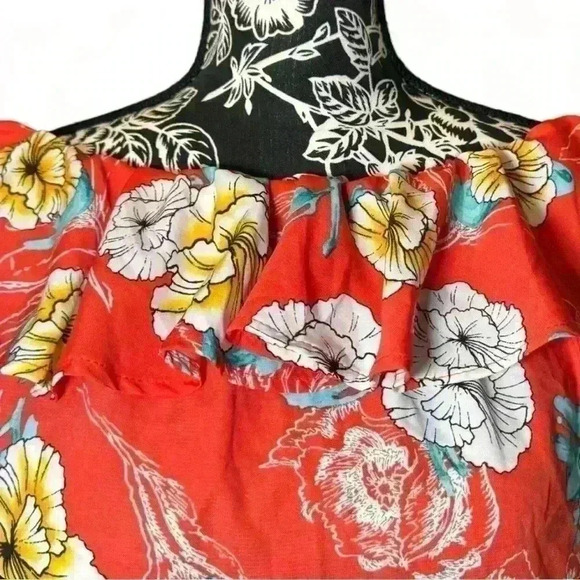 NWT-Vine & Love - Orange Floral Cold Shoulder blouse -Women’s Medium - Picture 2 of 6